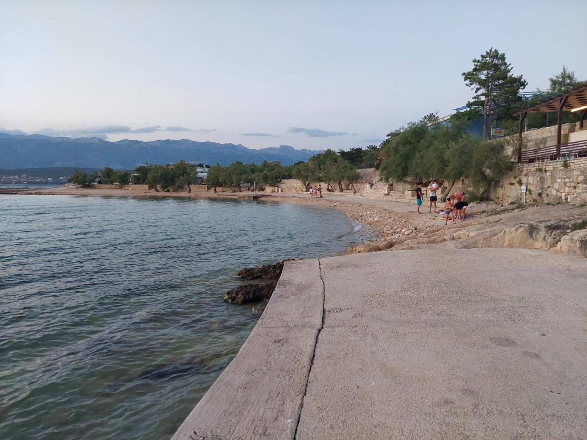 Apartments Cetiri Sestrice Novigrad  ภายนอก รูปภาพ